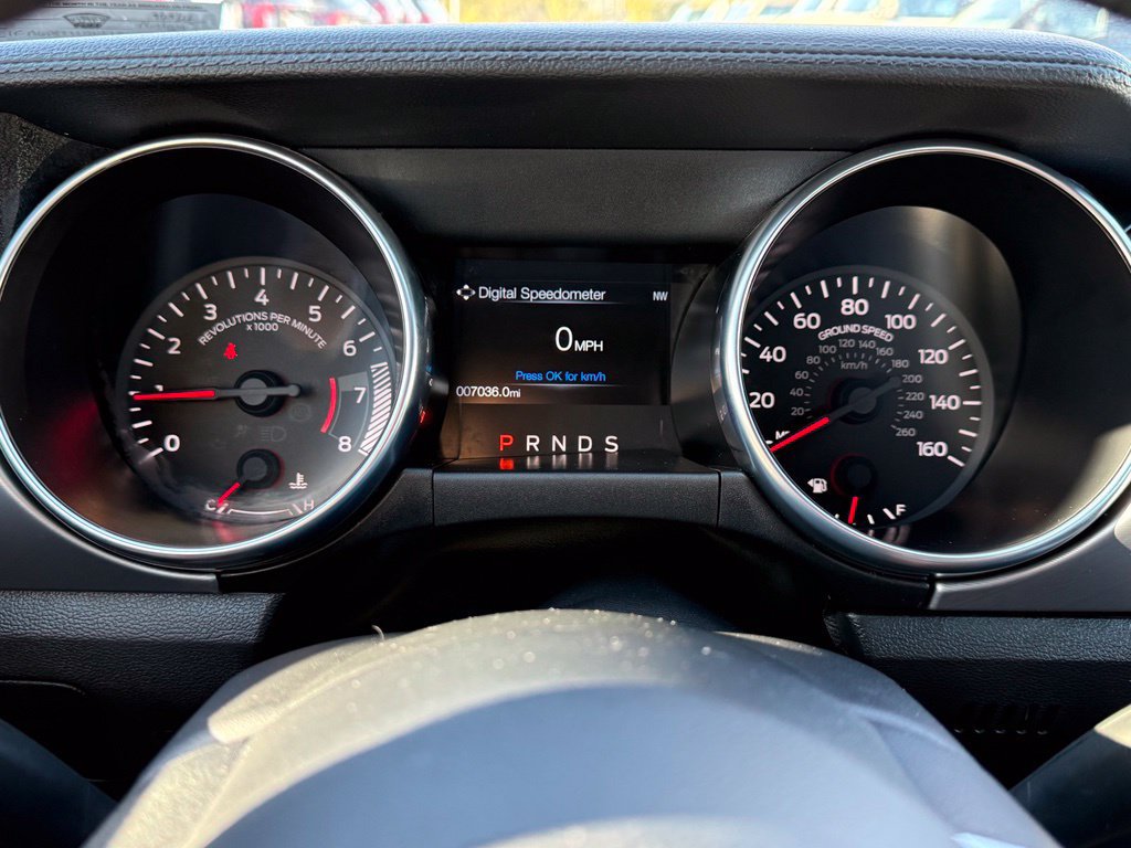 Used 2022 Ford Mustang Premium RWD image 7