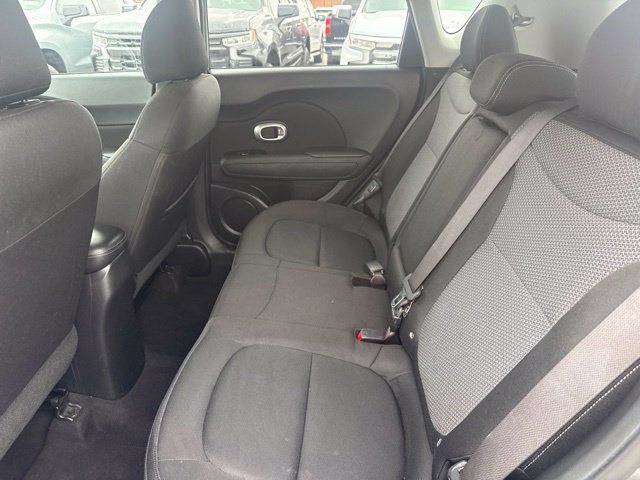 Used 2017 Kia Soul + FWD image 23