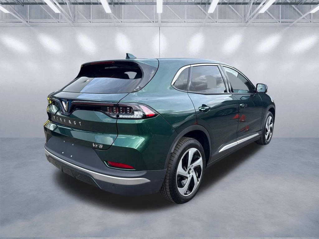 New 2025 VinFast VF 8 Eco AWD/4WD image 4