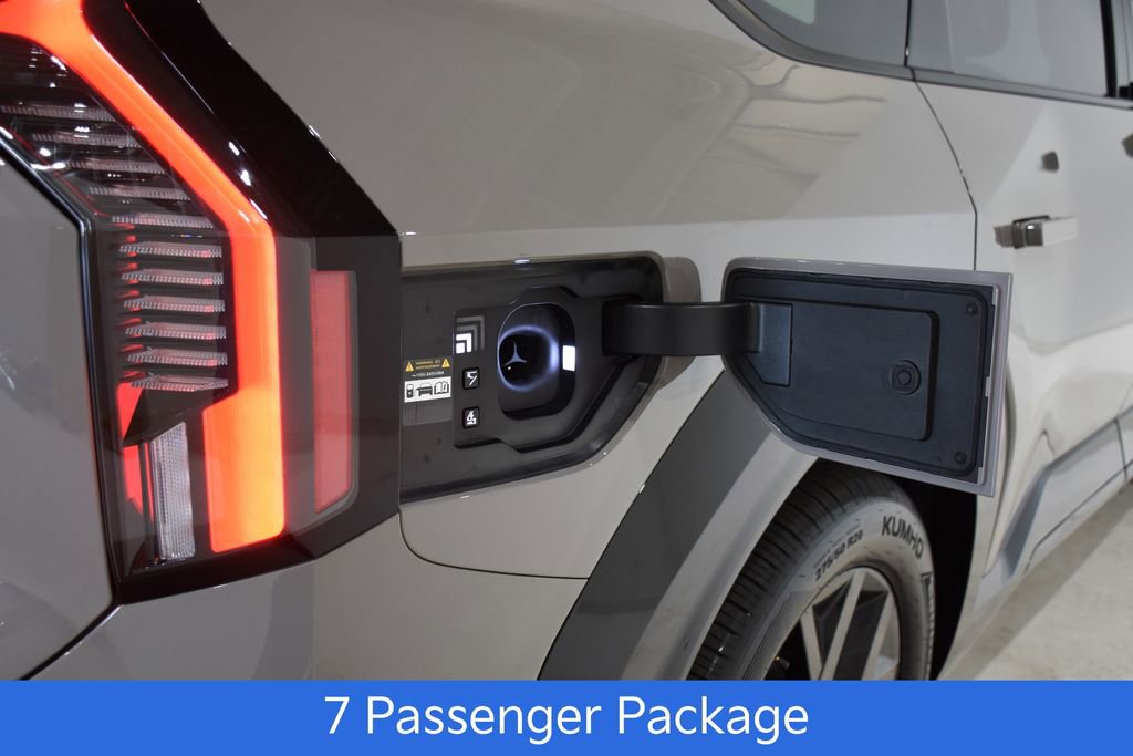 New 2026 Kia EV9 Land image 6