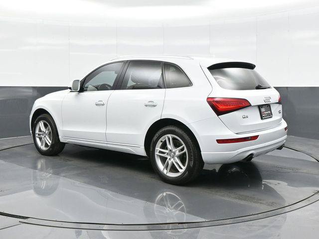 Used 2016 Audi Q5 2.0T Premium Plus w/ Technology Package AWD/4WD image 5