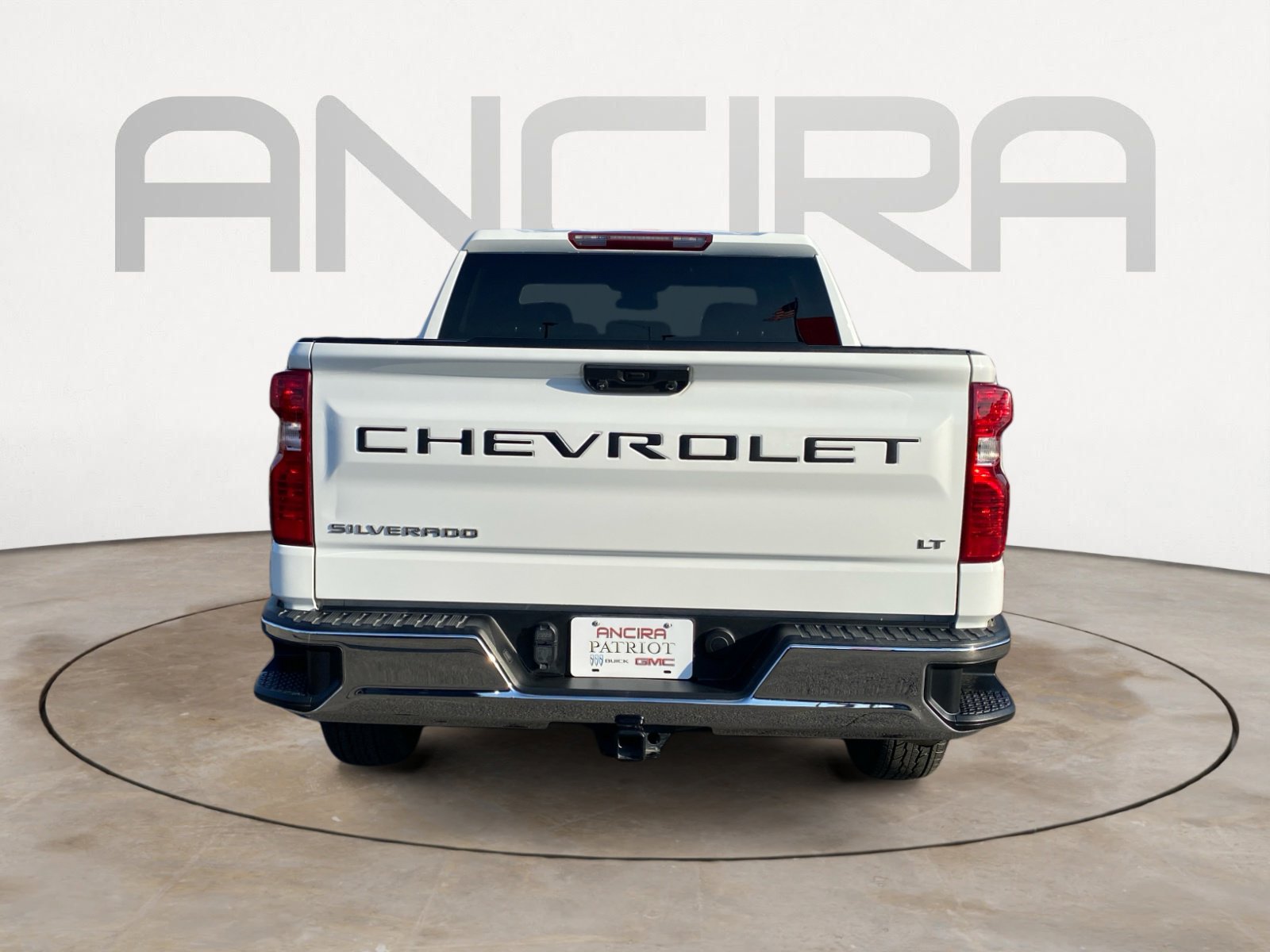 Used 2023 Chevrolet Silverado 1500 LT image 9