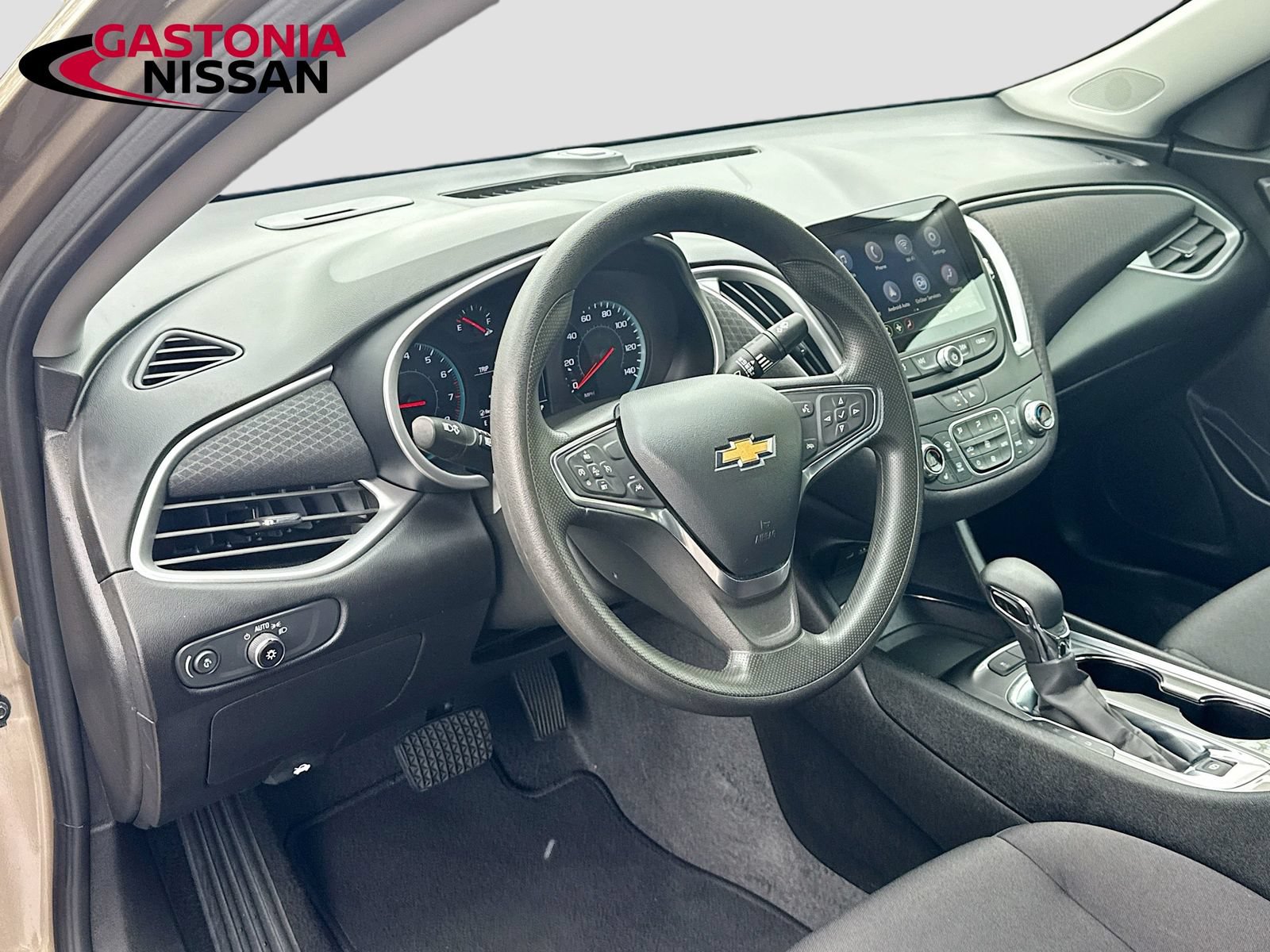 Used 2025 Chevrolet Malibu LT FWD image 26