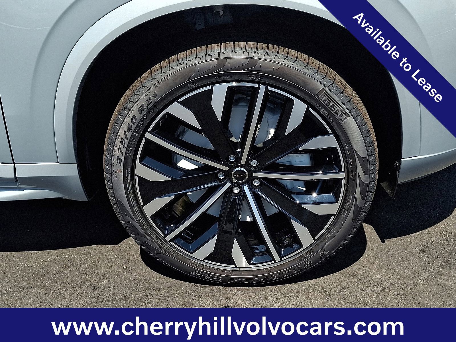 Certified 2026 Volvo XC90 B6 Plus w/ Protection Package Premier image 9