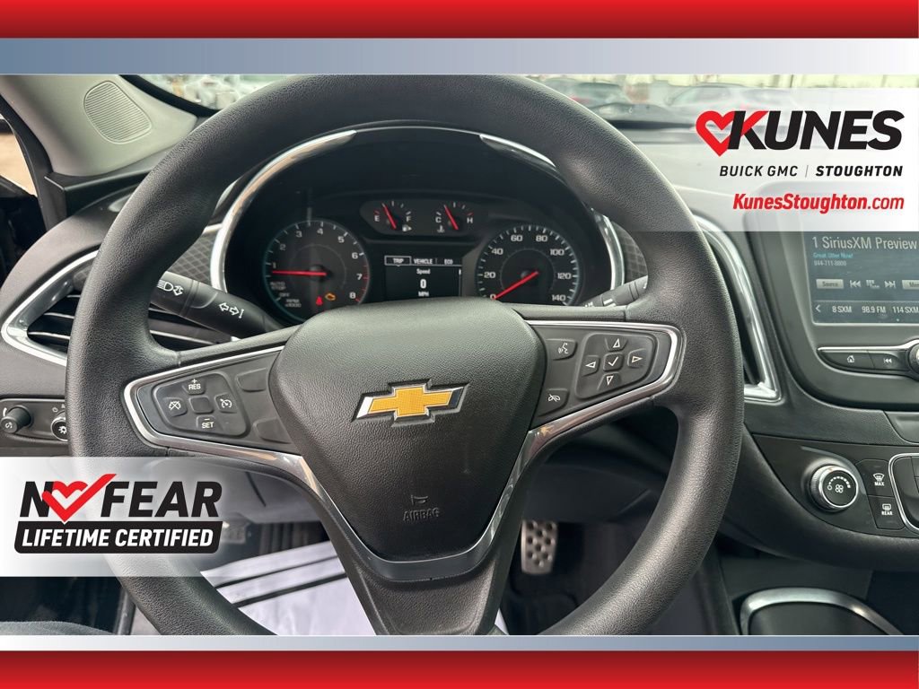 Used 2017 Chevrolet Malibu LT image 27