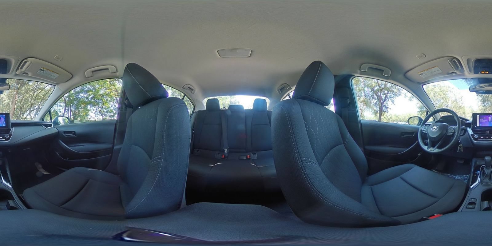 Used 2025 Toyota Corolla LE FWD image 40