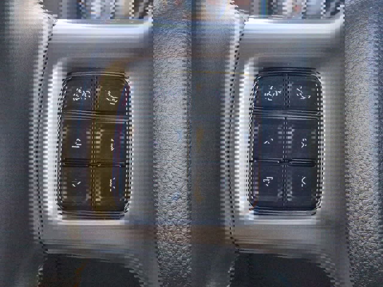 Used 2017 RAM 2500 Limited image 23