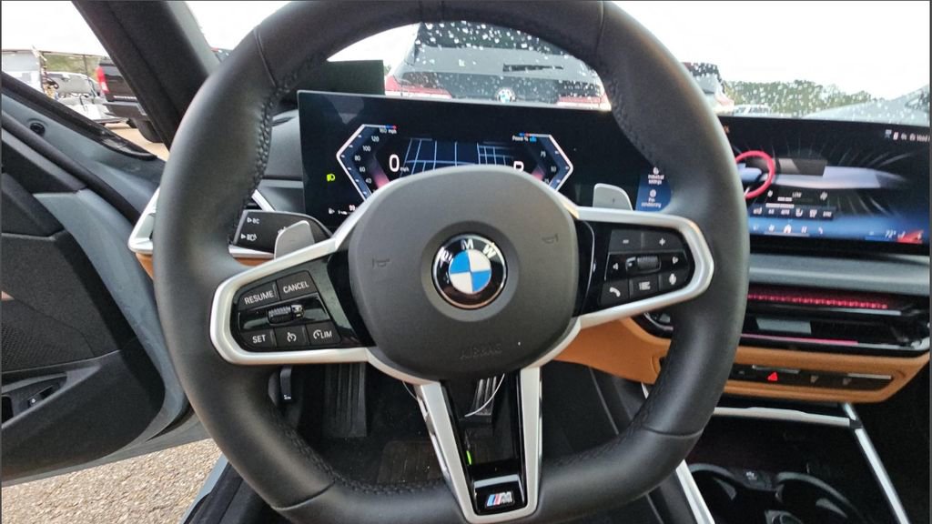 Used 2026 BMW 330i Sedan image 11