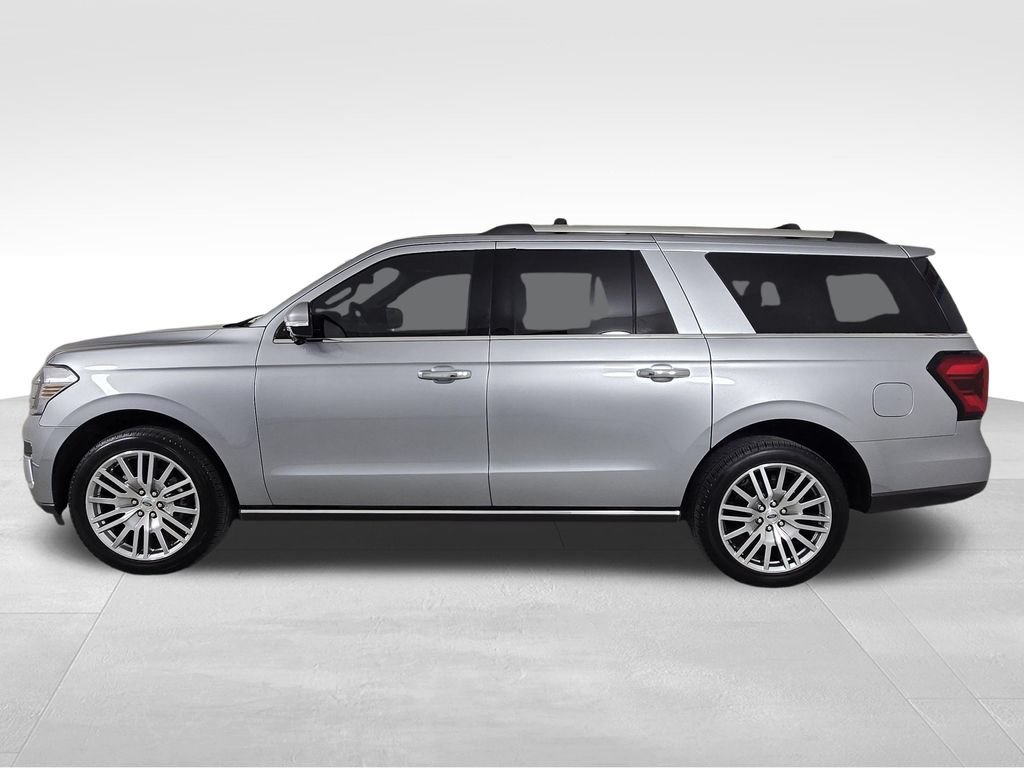 Used 2023 Ford Expedition Max Limited RWD image 4