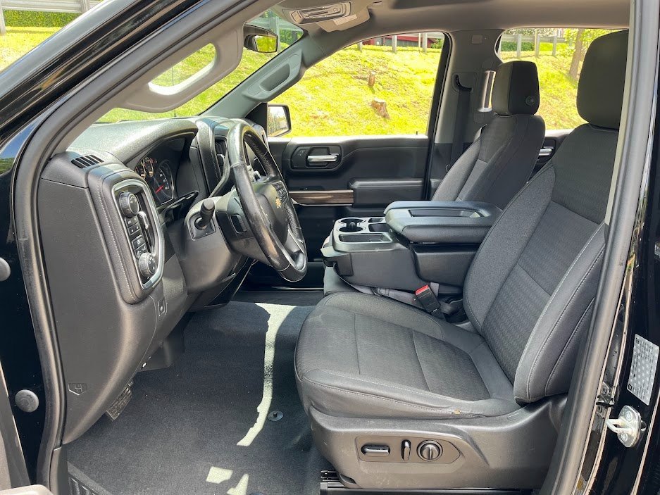 Used 2019 Chevrolet Silverado 1500 LT w/ All-Star Edition image 8