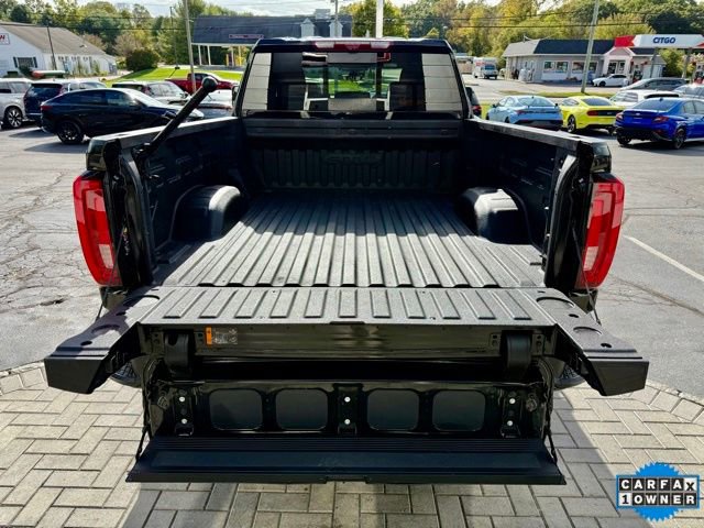 Used 2023 GMC Sierra 2500 AT4 w/ AT4 Preferred Package image 11