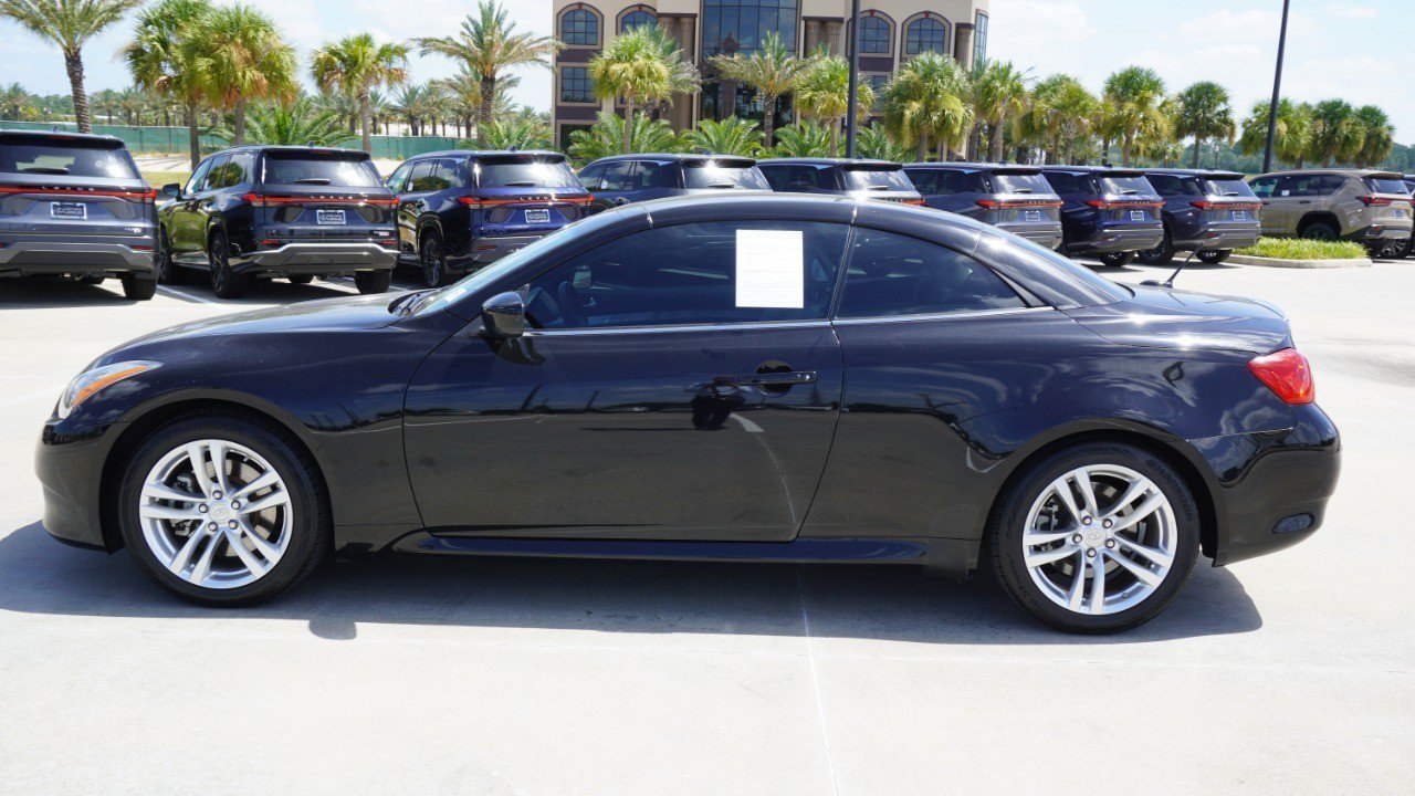 Used 2010 INFINITI G37 Convertible w/ Premium Pkg RWD image 5