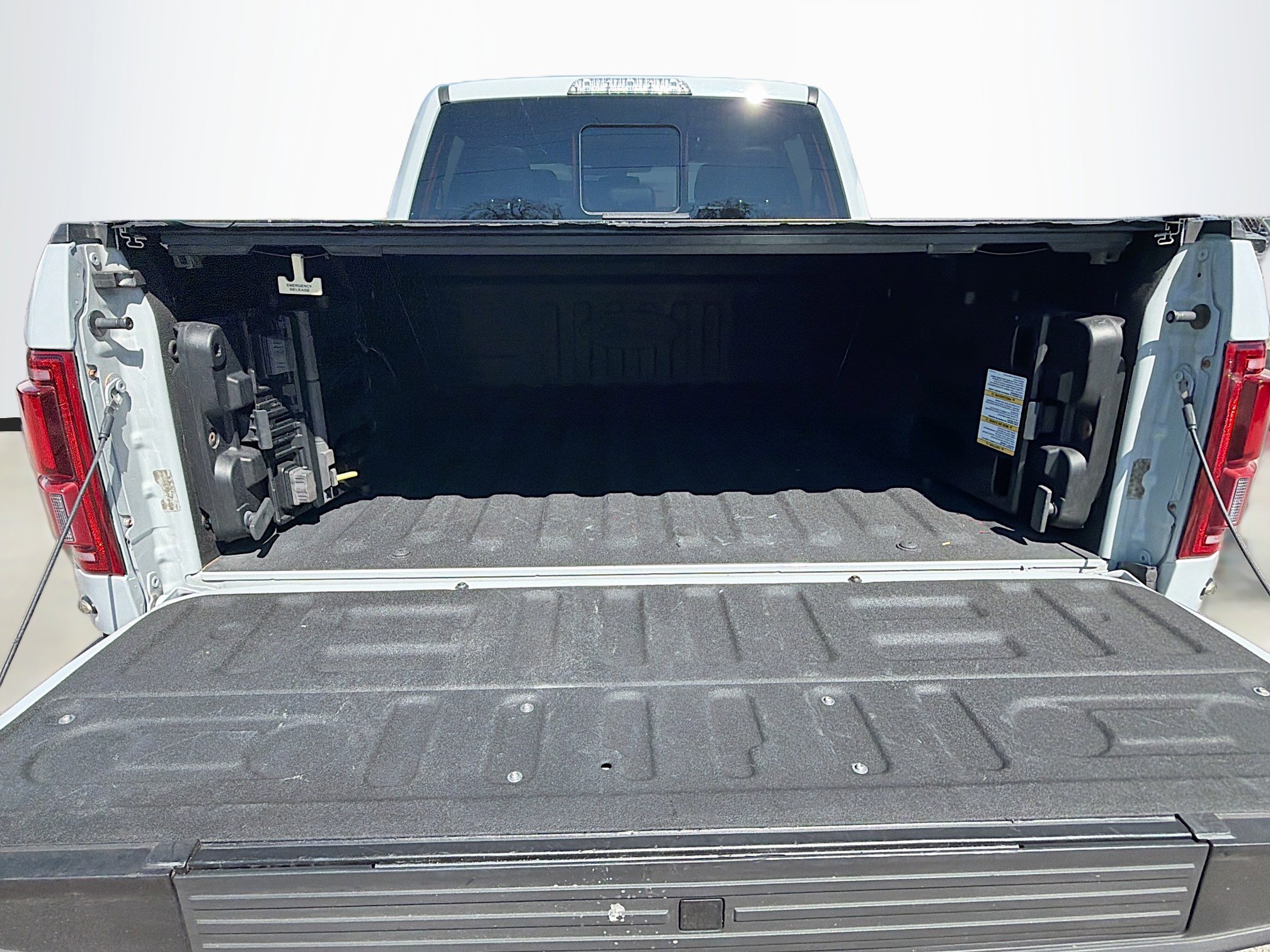 Used 2017 Ford F150 Raptor w/ Equipment Group 802A Luxury image 12