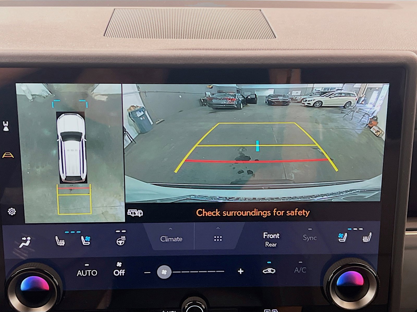 Used 2025 Lexus GX 550 550 Premium+ w/ Accessory Package (2T) image 9