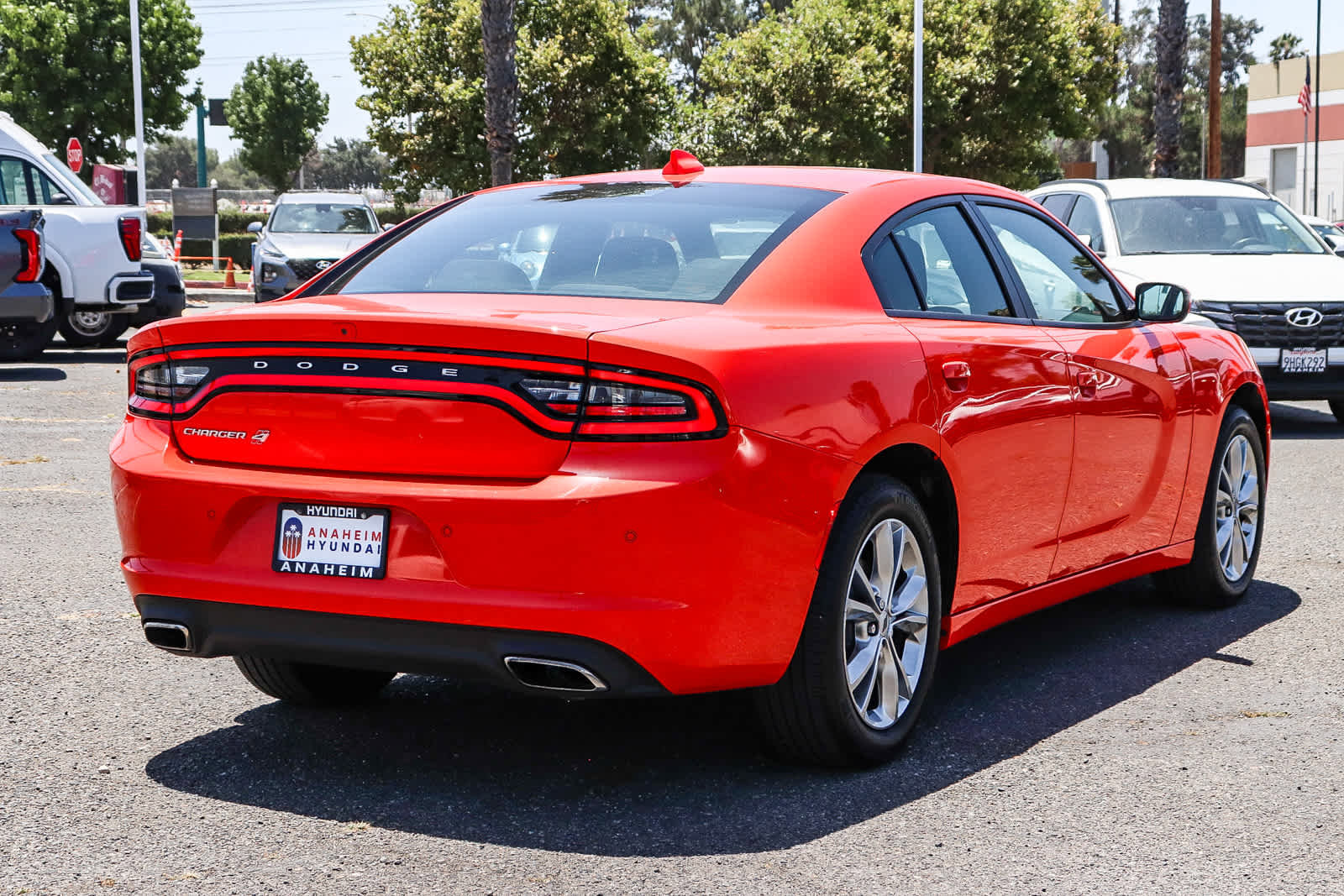 Used 2022 Dodge Charger SXT w/ Cold Weather Package AWD/4WD image 6