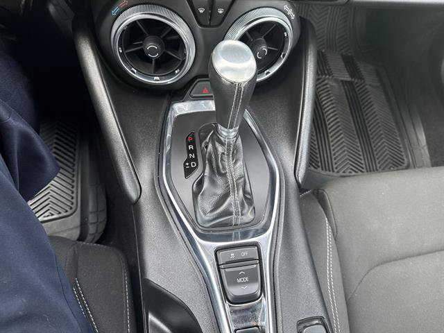 Used 2021 Chevrolet Camaro LT w/ Technology Package RWD image 23