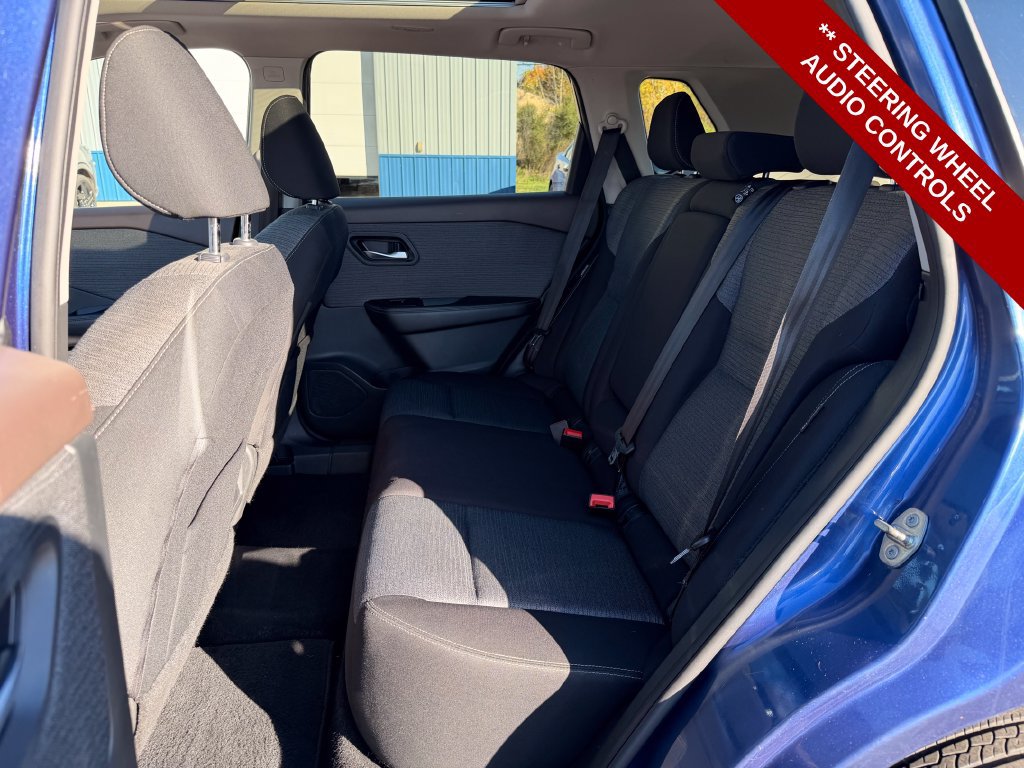 Used 2021 Nissan Rogue SV FWD image 13