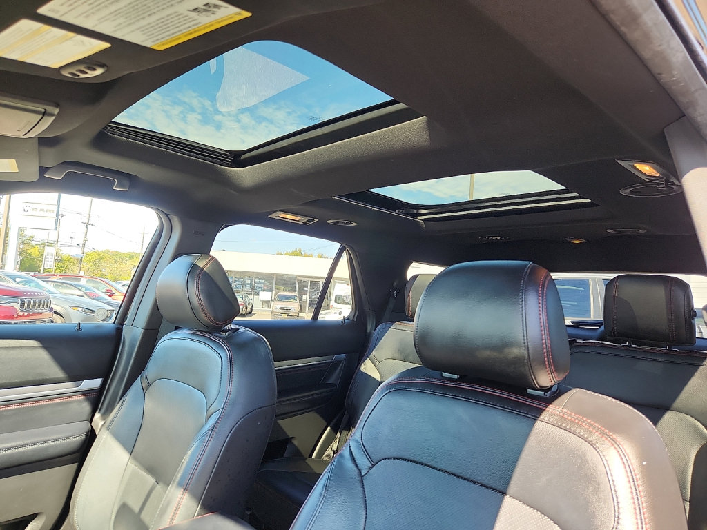 Used 2017 Ford Explorer Sport w/ Equipment Group 401A AWD/4WD image 23