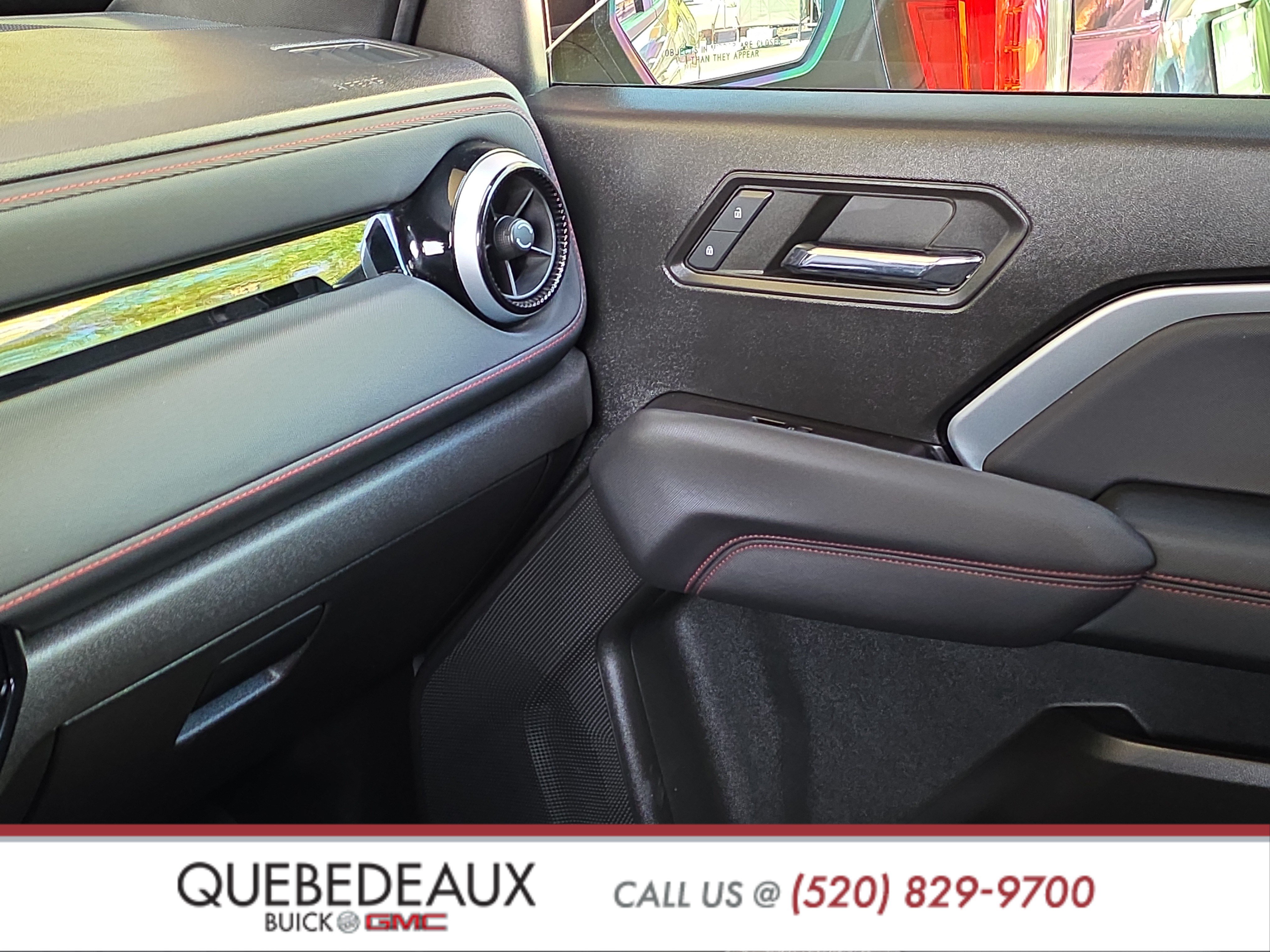 Used 2023 Chevrolet Colorado Z71 AWD/4WD image 18