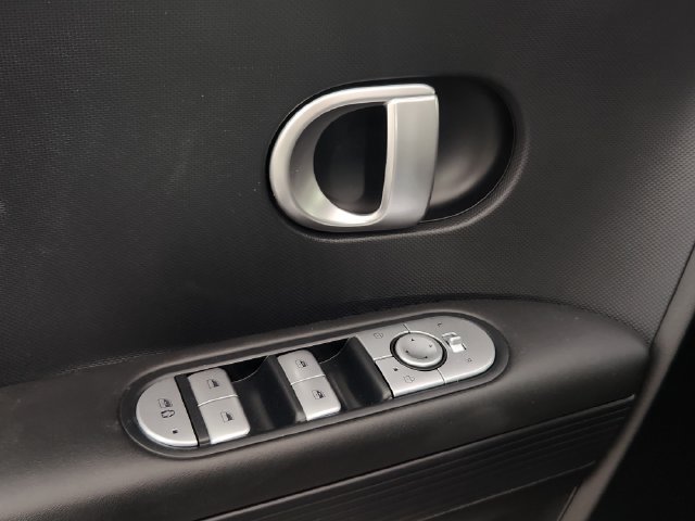 Certified 2024 Hyundai Ioniq 5 SEL AWD/4WD image 10