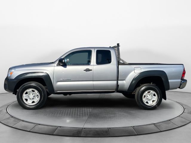 Used 2015 Toyota Tacoma 4x4 Access Cab V6 w/ Convenience Package image 2