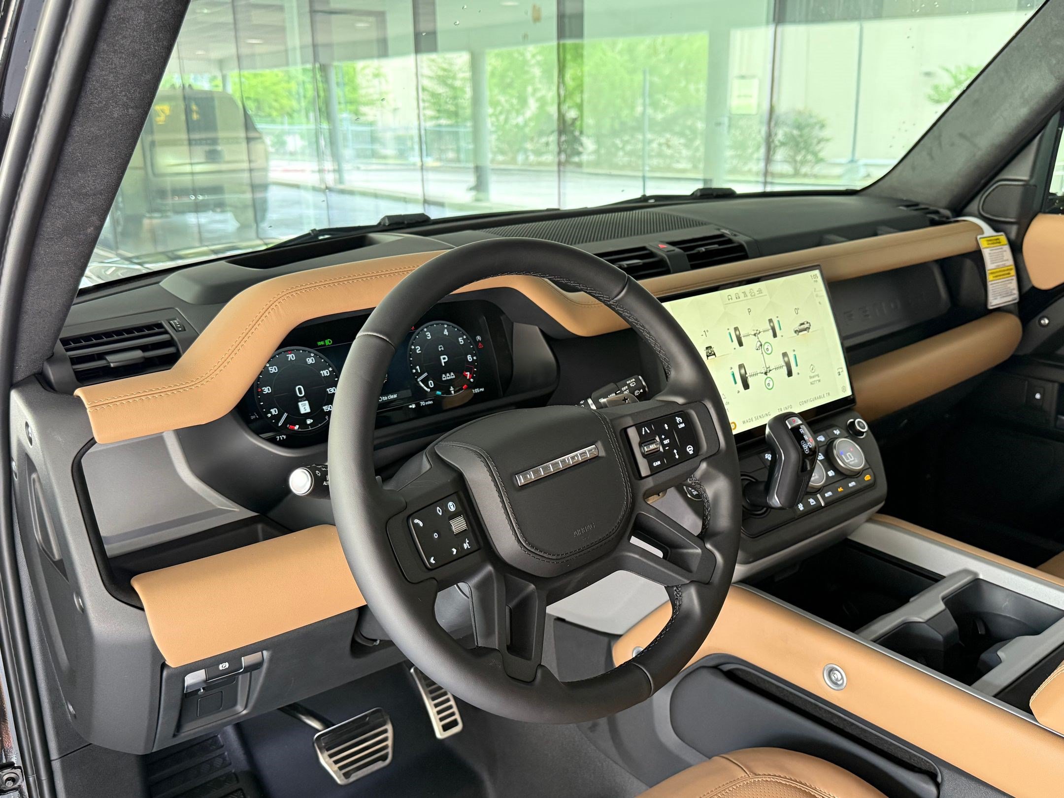 New 2026 Land Rover Defender 90 V8 AWD/4WD image 4