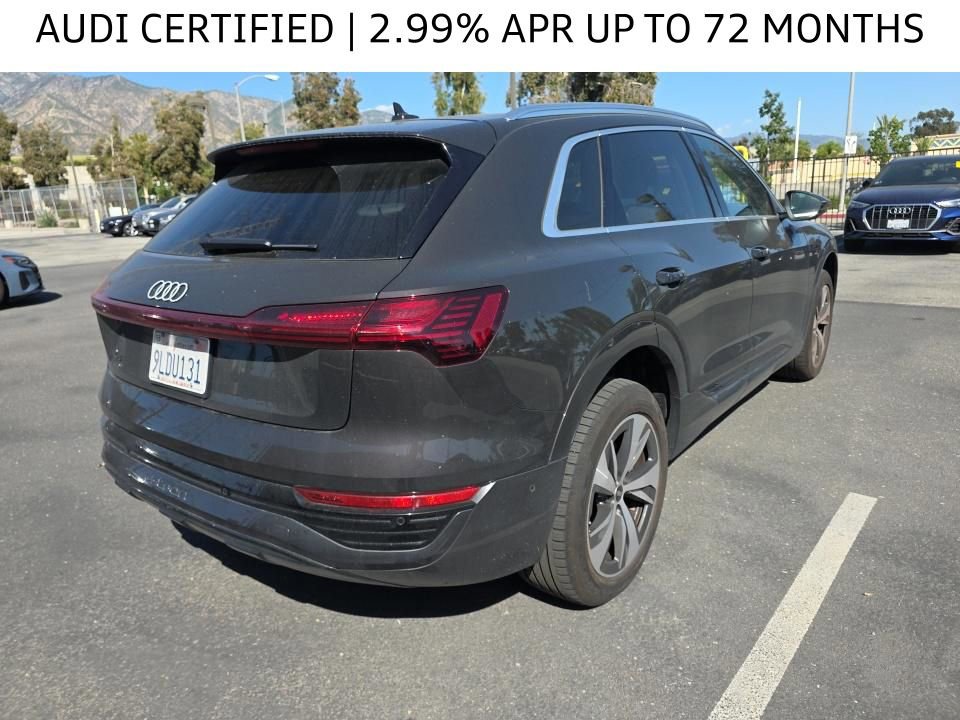 Used 2024 Audi Q8 e-tron Prestige image 6