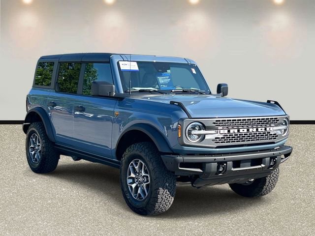 Used 2024 Ford Bronco Badlands image 3