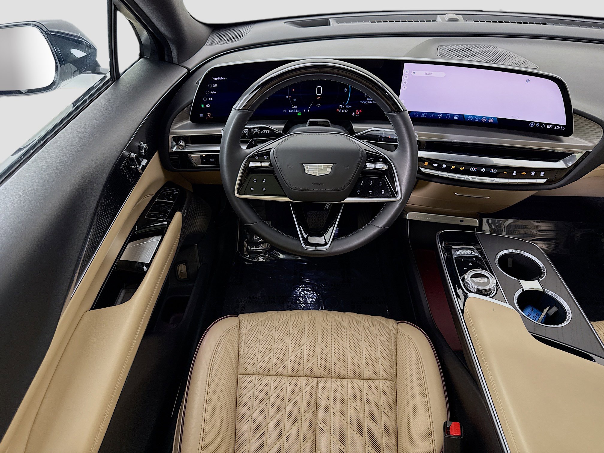Used 2024 Cadillac Lyriq Sport w/ Nappa Leather Package image 24