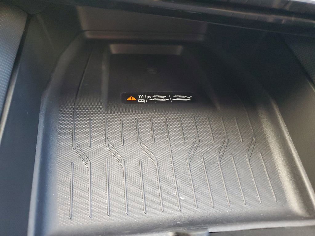 New 2026 Chevrolet Equinox EV LT image 25