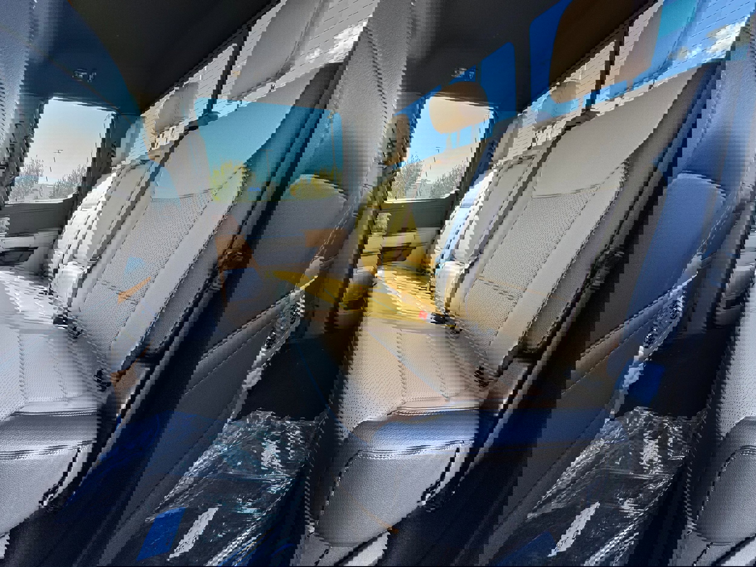 New 2026 Ford F350 Lariat w/ Lariat Premium Package image 17