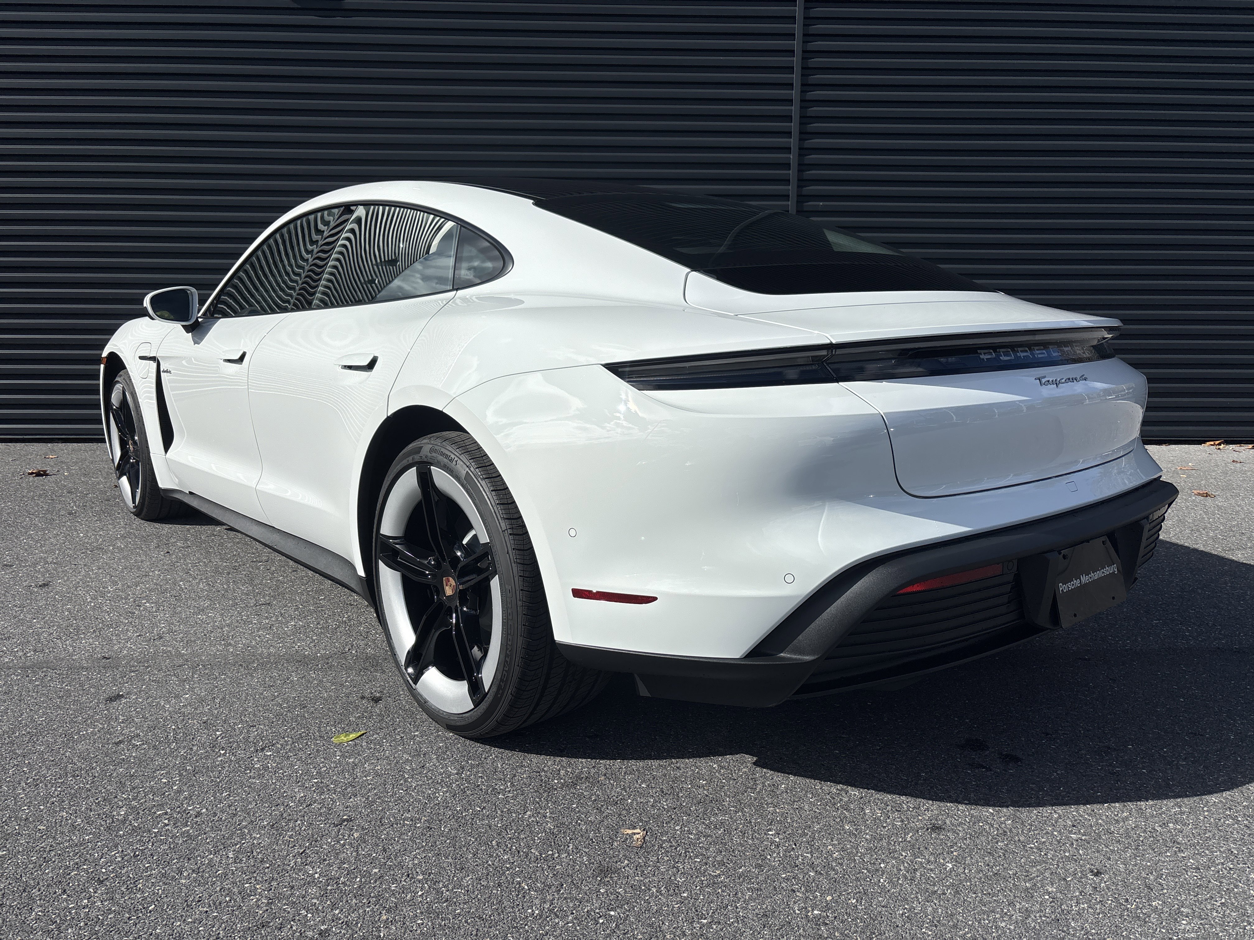 New 2026 Porsche Taycan image 3