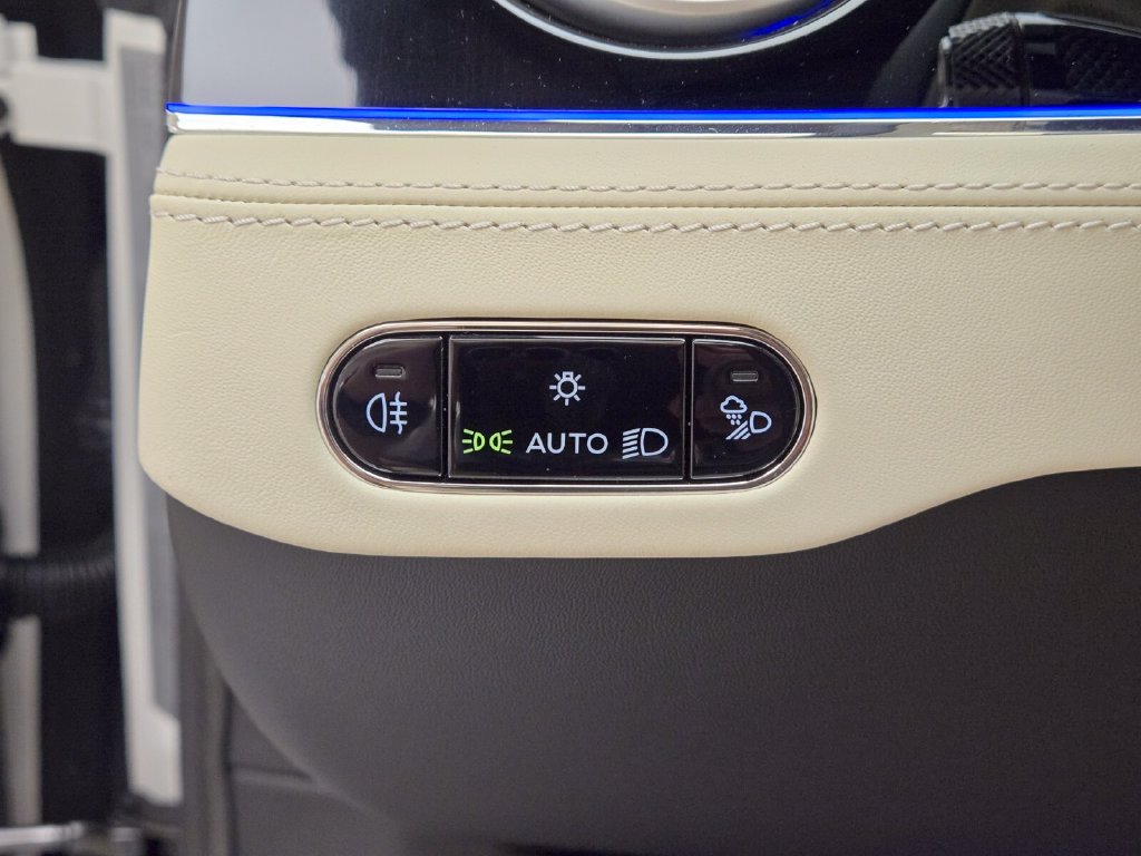 New 2027 Bentley Continental GTC AWD/4WD image 39