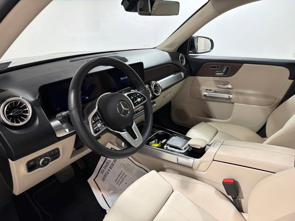 Used 2023 Mercedes-Benz GLB 250 4MATIC image 10