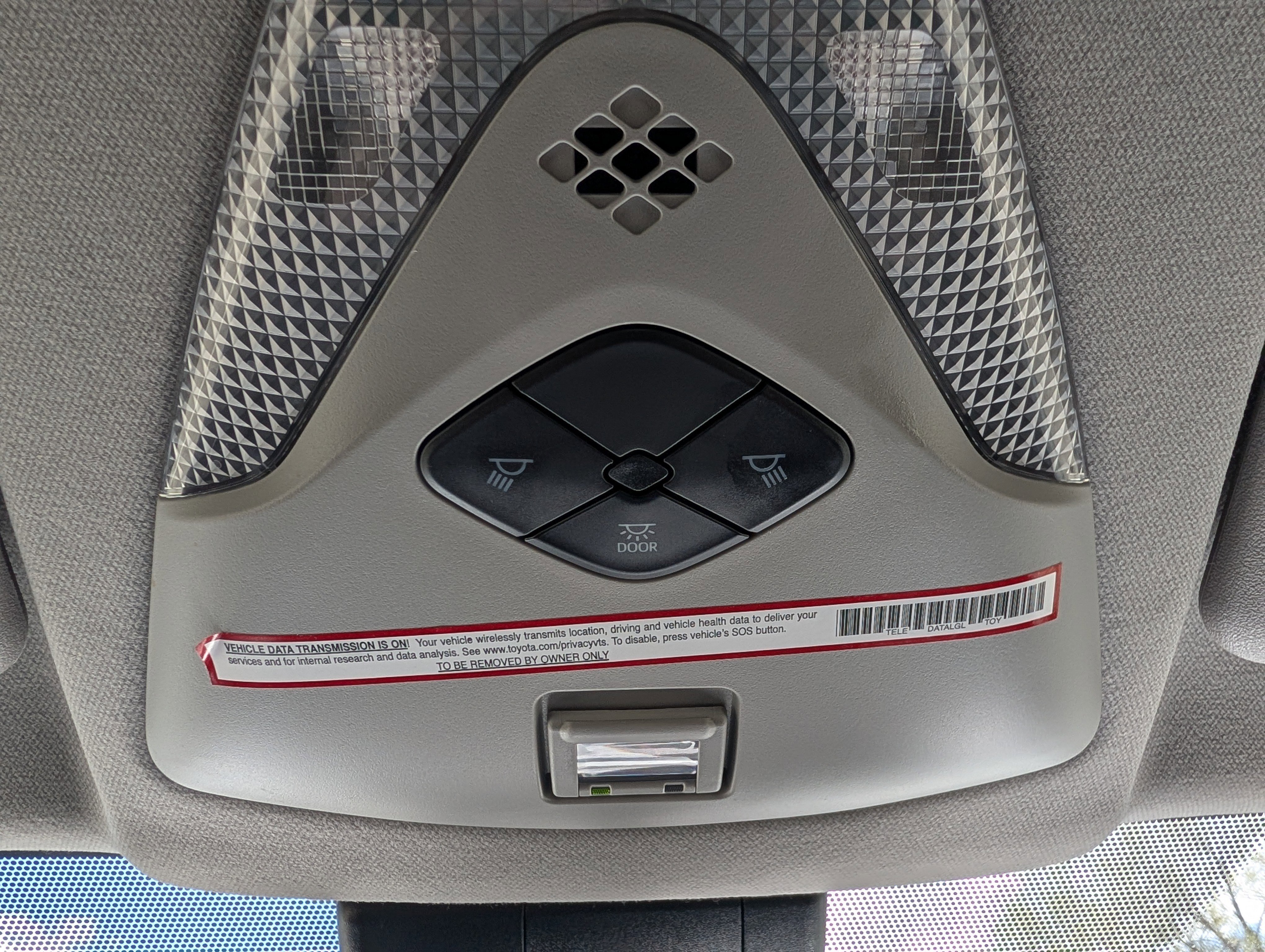 Used 2021 Toyota C-HR LE FWD image 31