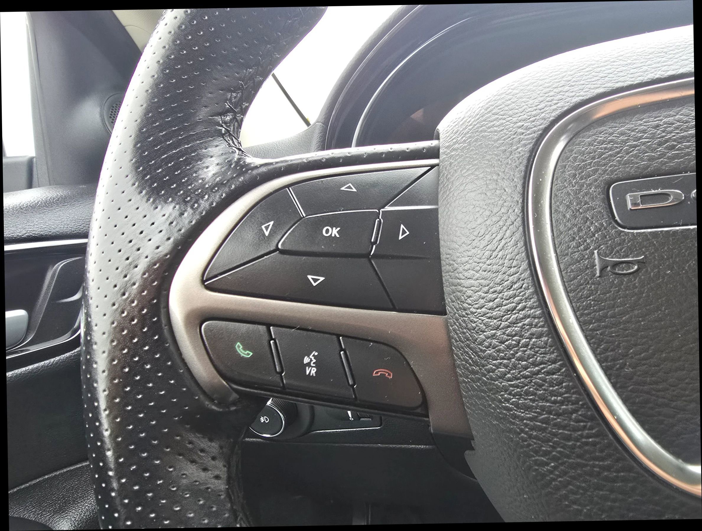 Used 2022 Dodge Durango SXT w/ Popular Equipment Group image 25