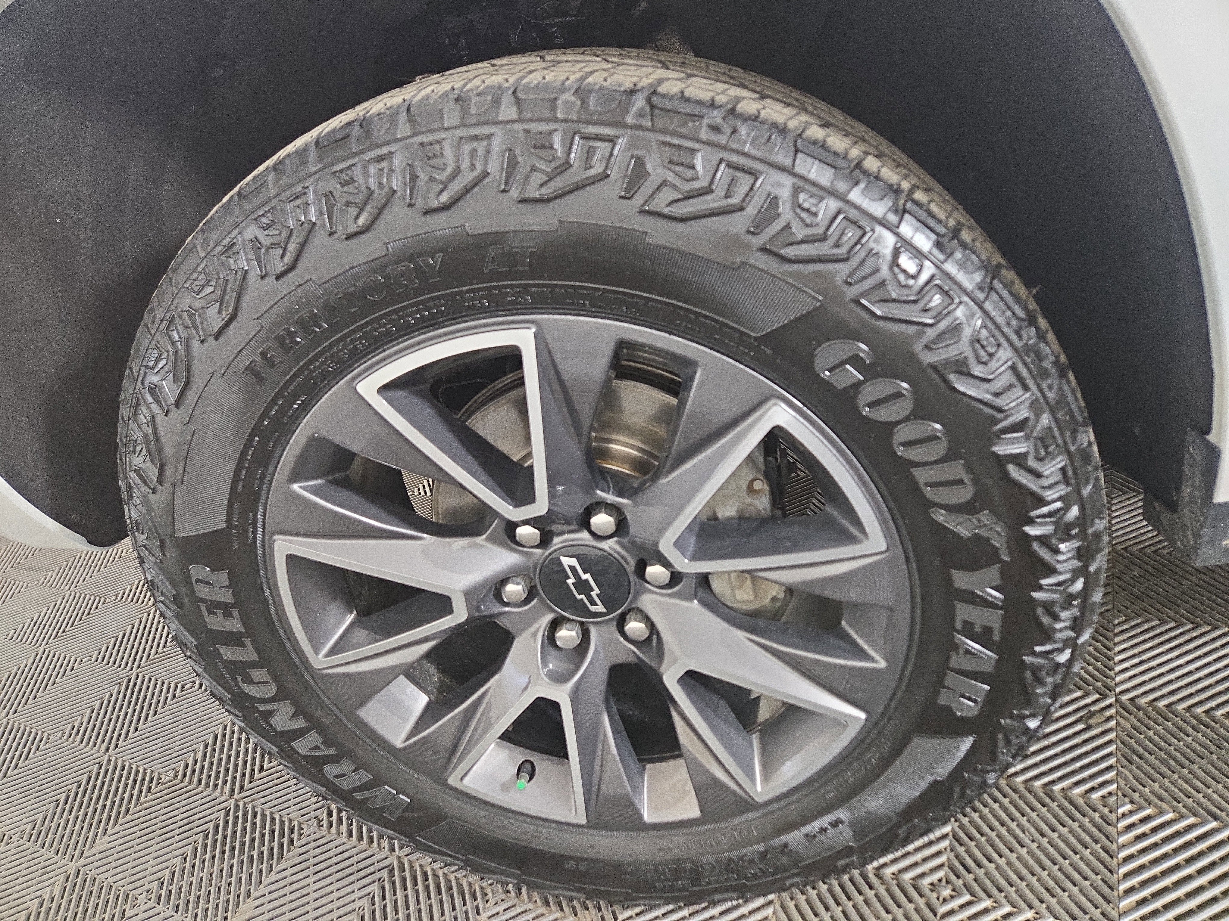 Certified 2023 Chevrolet Tahoe Z71 w/ Z71 Off-Road Package image 35