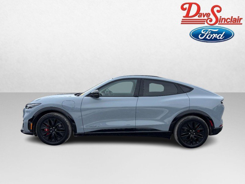 Used 2025 Ford Mustang Mach-E Premium w/ Sport Appearance Package image 10