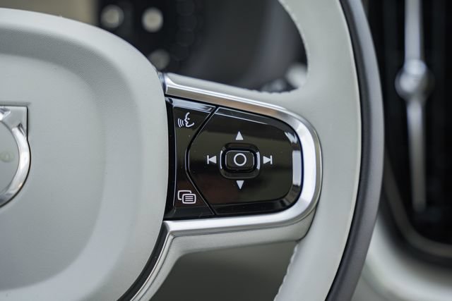 New 2027 Volvo XC60 B5 Ultra AWD/4WD image 30
