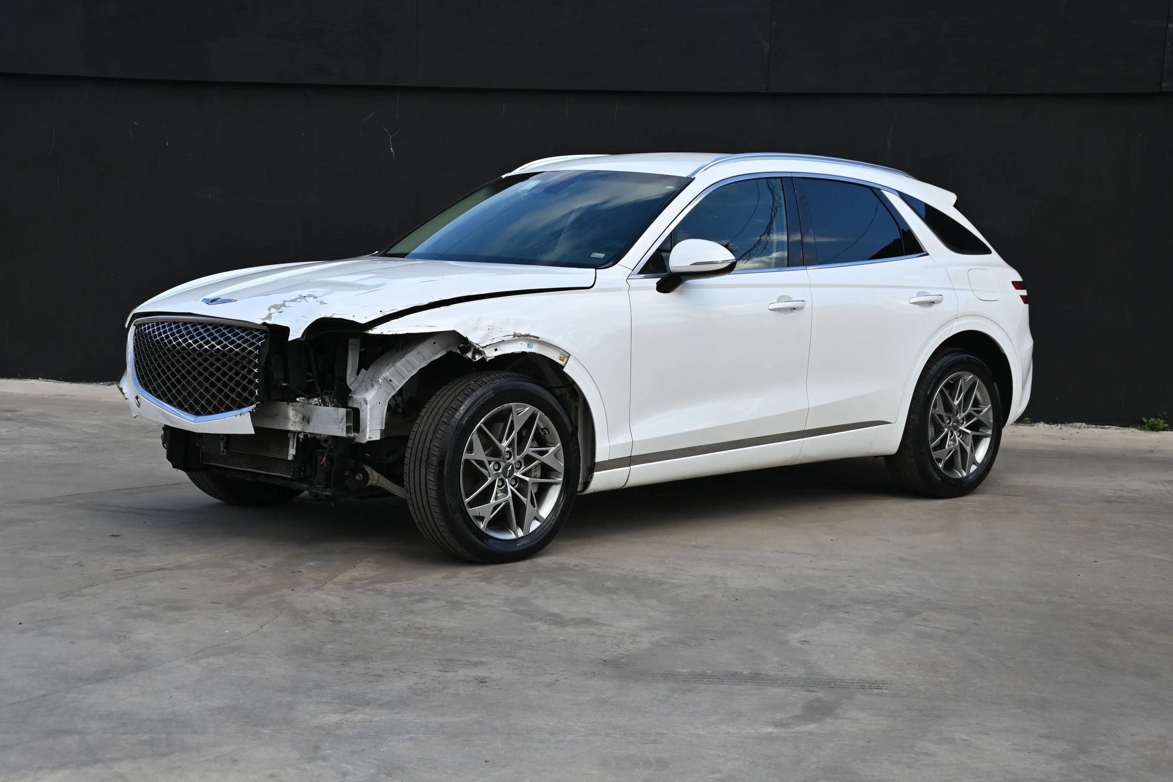 Used 2025 Genesis GV70 2.5T video 1