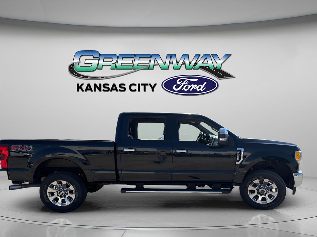 Used 2017 Ford F250 Lariat w/ Chrome Package AWD/4WD image 9