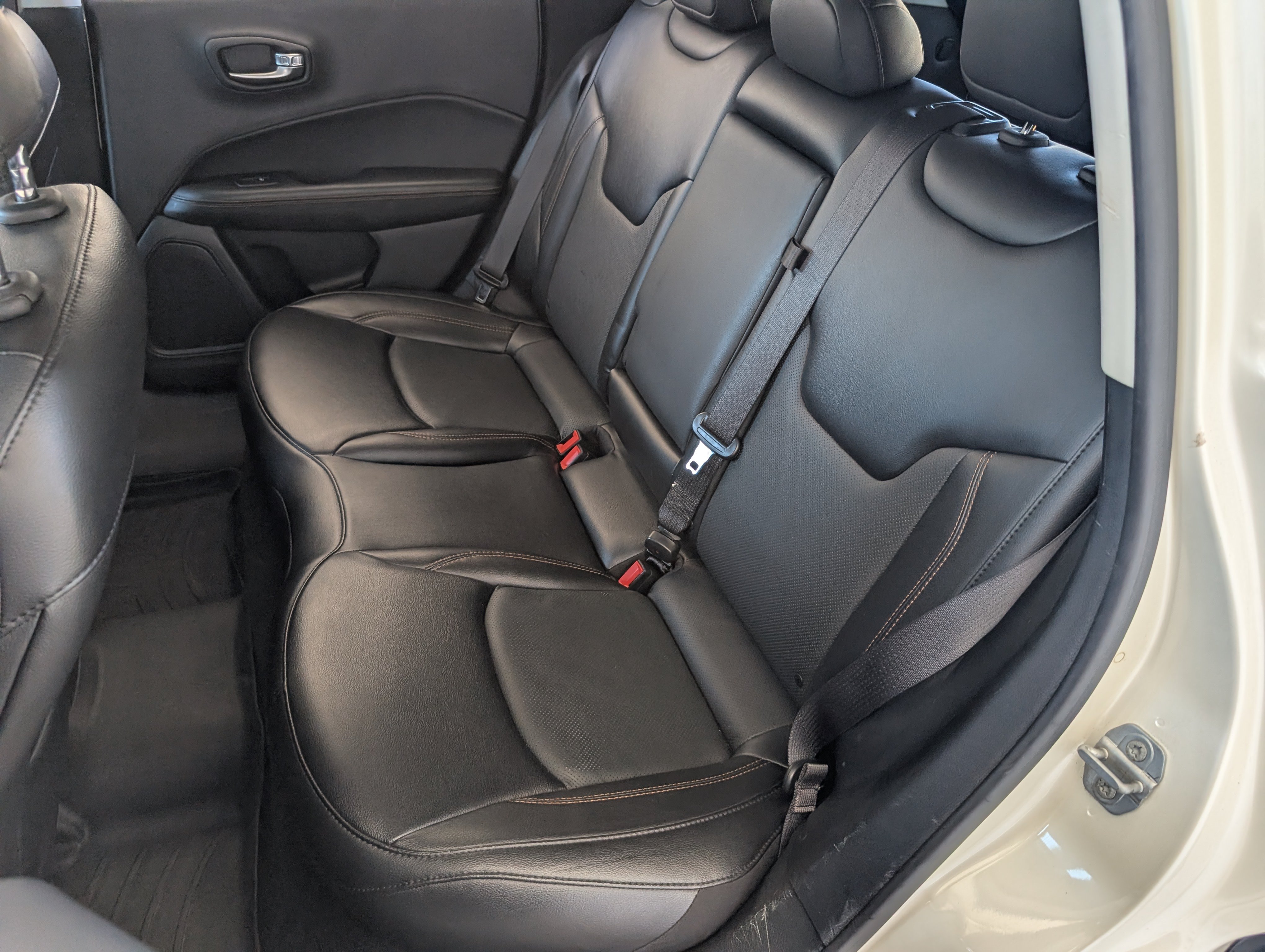 Used 2021 Jeep Compass Limited FWD image 17