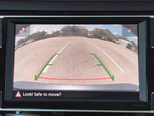 Used 2024 Volkswagen Jetta SE FWD image 13