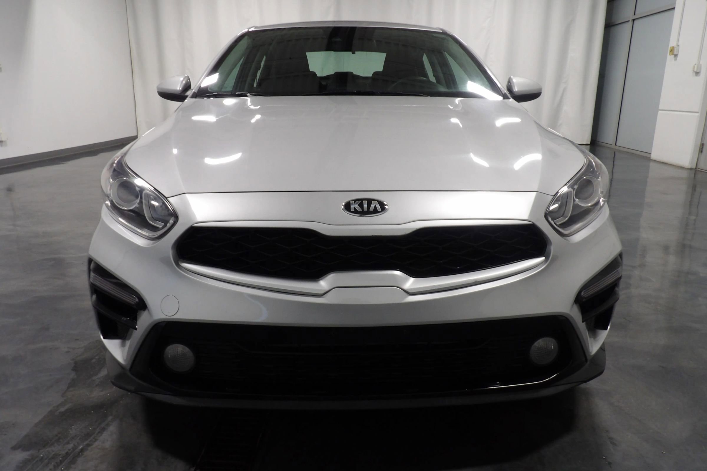 Used 2021 Kia Forte LXS image 2