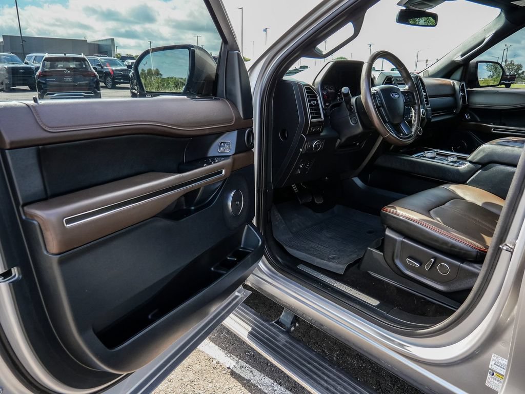 Used 2021 Ford Expedition King Ranch AWD/4WD image 36