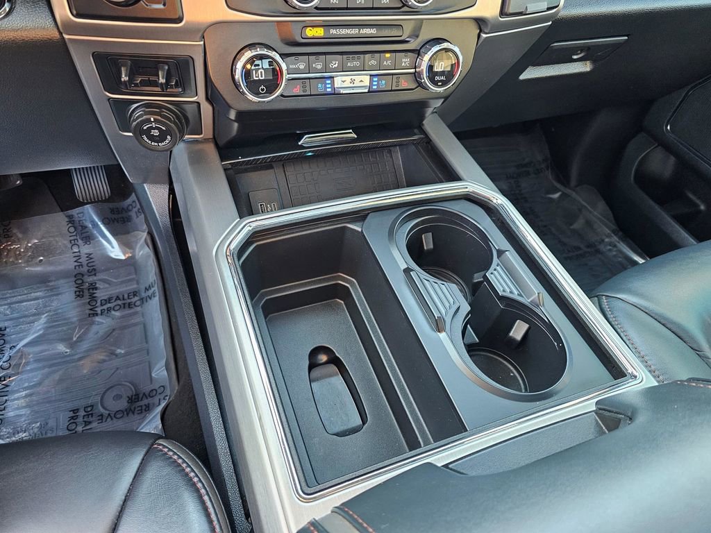 Used 2022 Ford F350 Platinum w/ FX4 Off-Road Package image 25