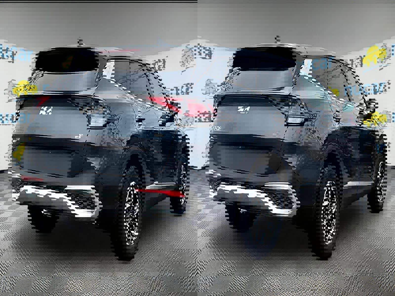 Used 2023 Kia Sportage LX image 6