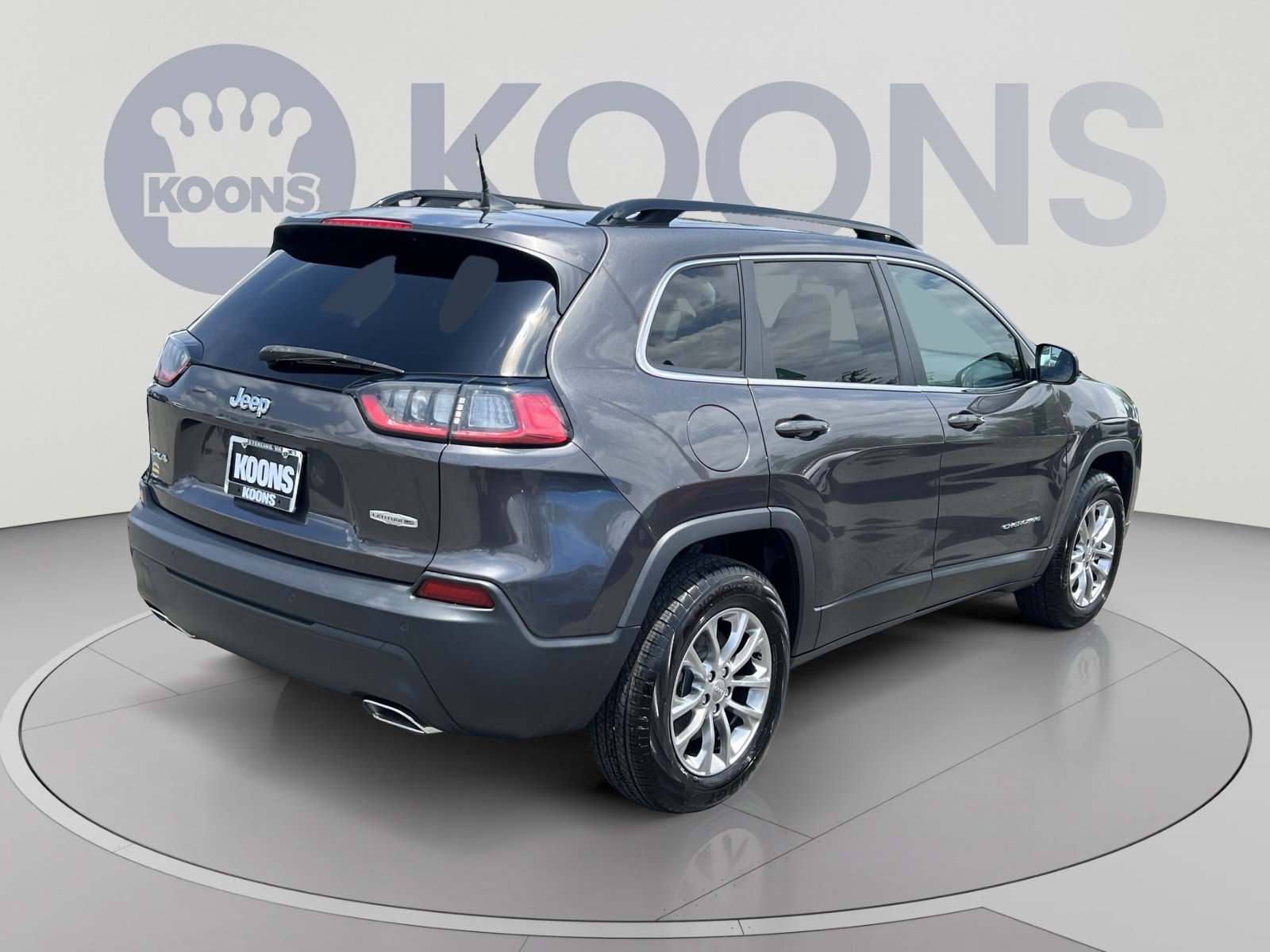 Used 2022 Jeep Cherokee Latitude Lux w/ Sun & Sound Group AWD/4WD image 11