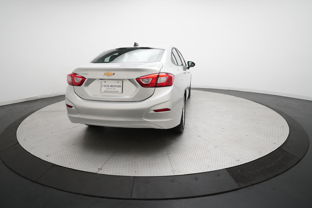 Used 2019 Chevrolet Cruze LS w/ LS Convenience Package FWD image 23