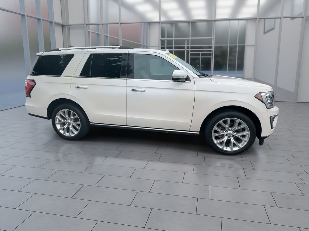 Used 2019 Ford Expedition Limited w/ Equipment Group 302A AWD/4WD image 9
